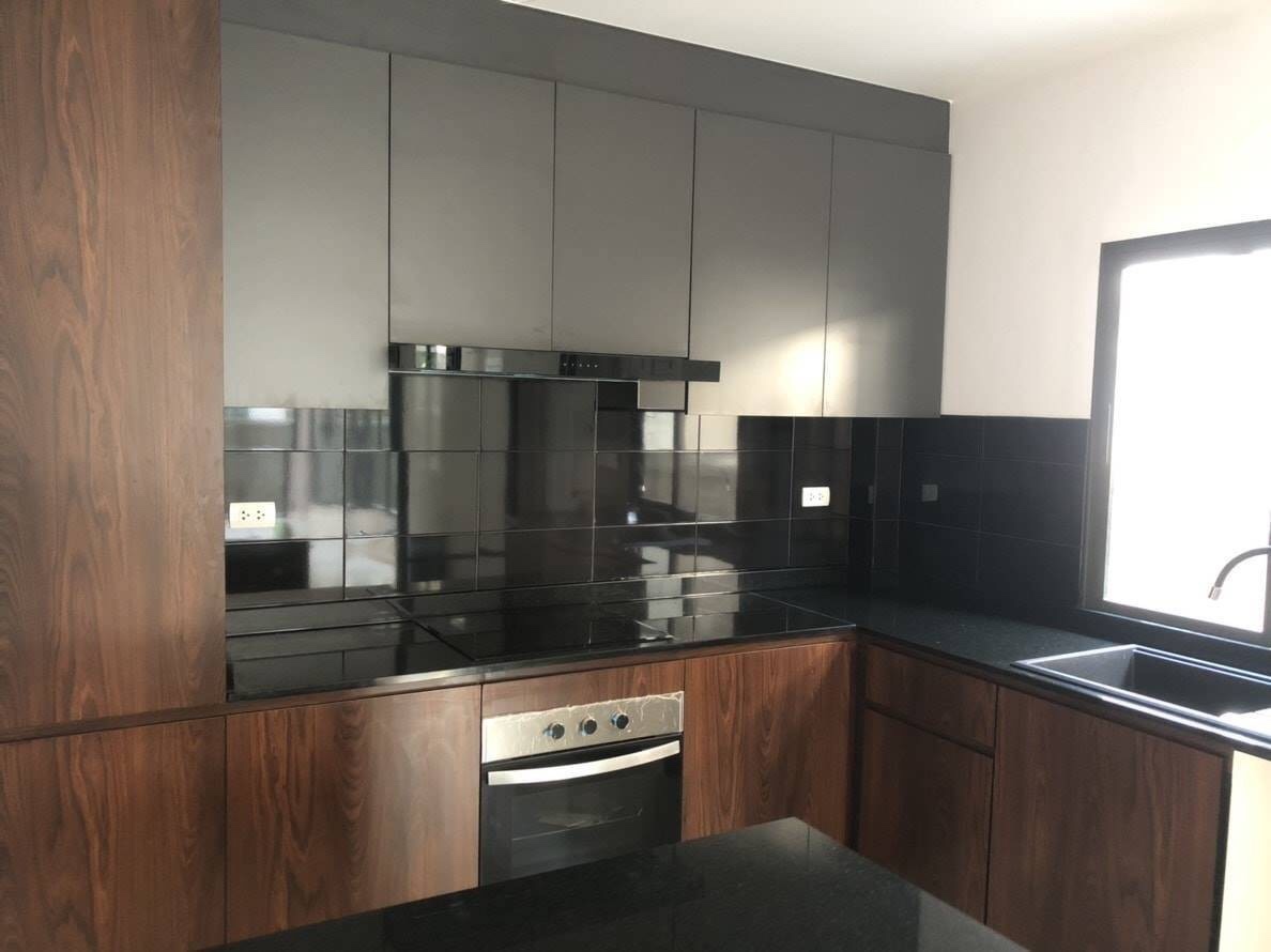 Dark Wooden with Black Kitchen - Kitchen Design by CT