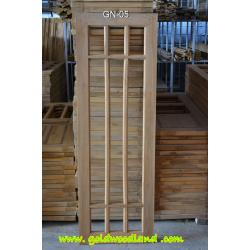 หน้าต่างไม้สัก GN-05