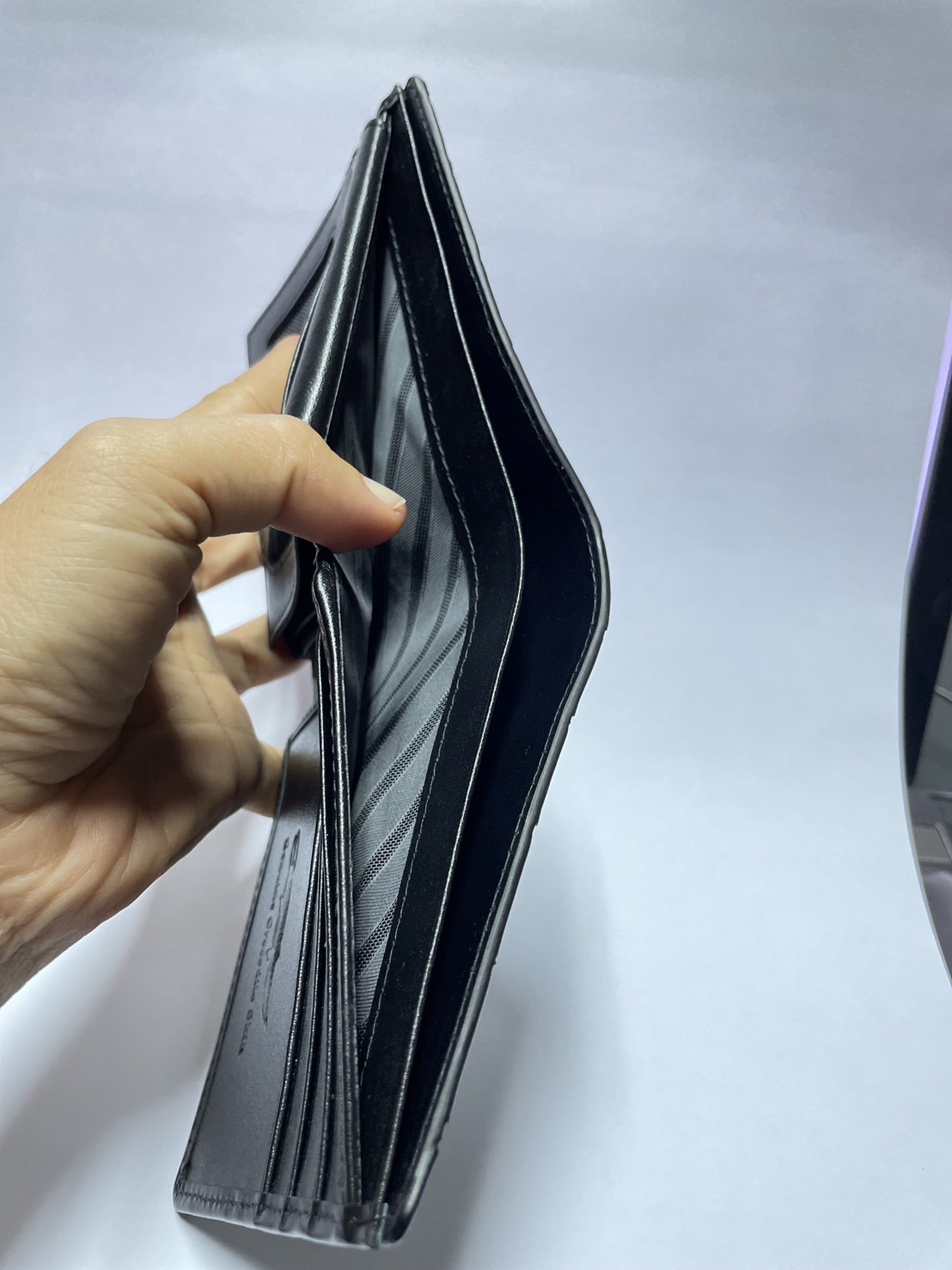 กระเป๋าหนังจระเข้แท้ (กระดูกหาง)