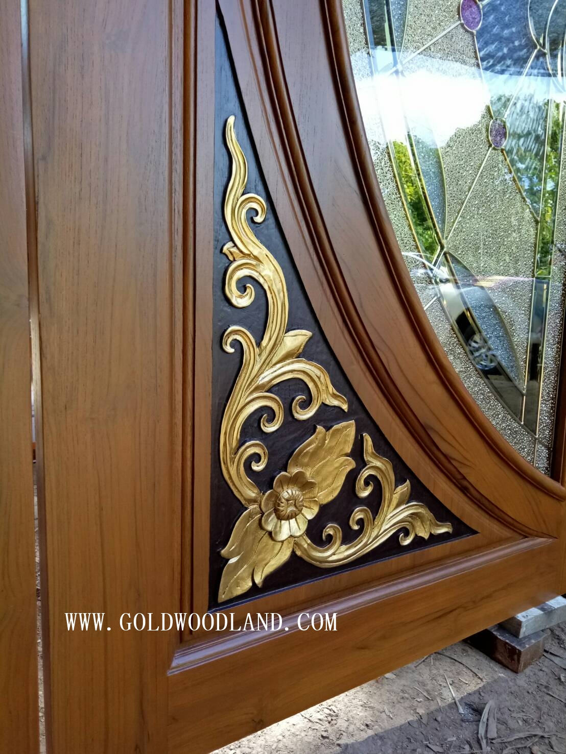 ประตูไม้สักกระจกนิรภัยบานเลื่อน GBBB - 10 (คลิกรายละเอียดที่รูป)