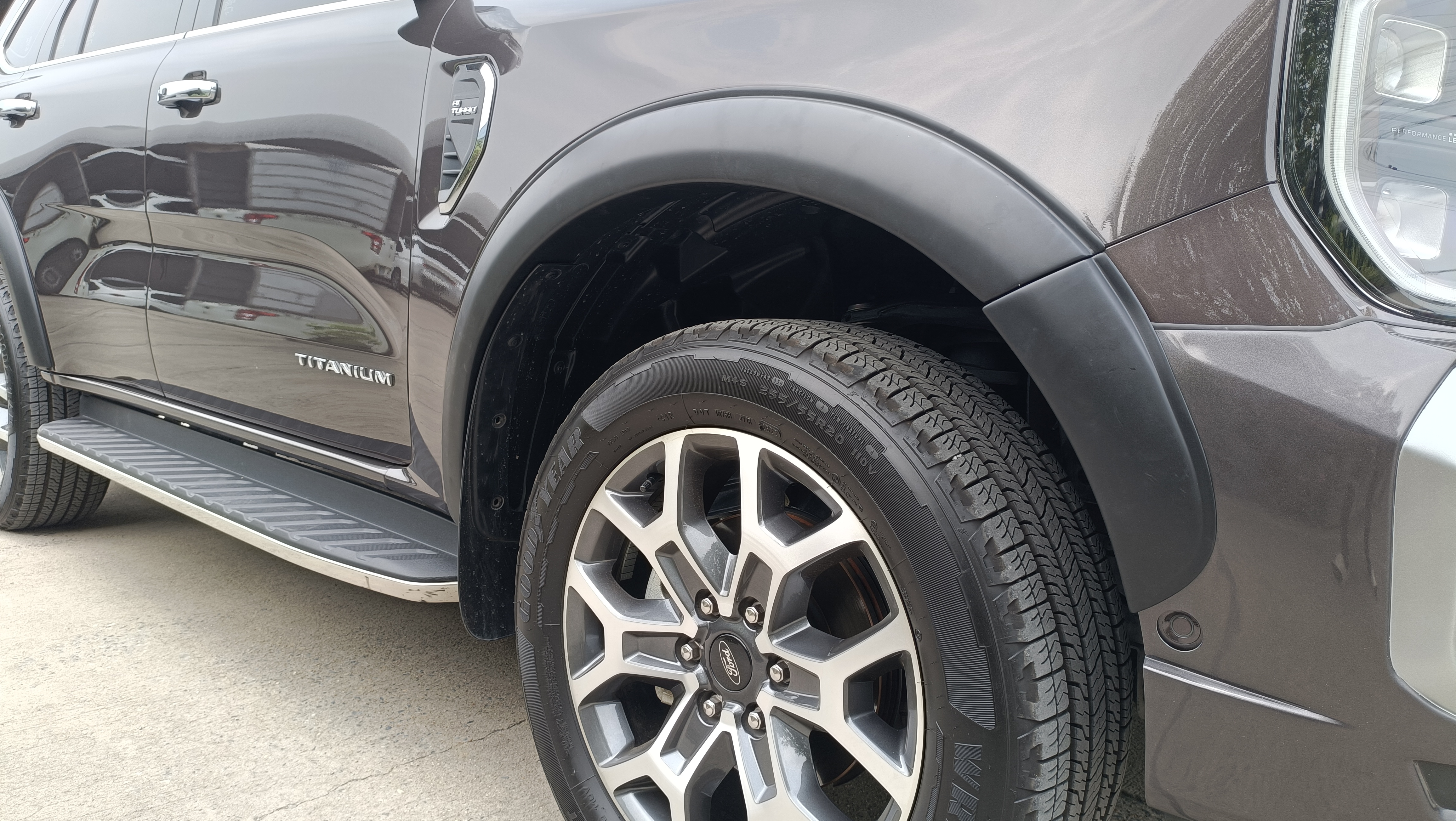 ชุดแต่งรถ-สเกิร์ต-อุปกรณ์แต่งรถ Ford Everest 2022 2023 2024 Next-Gen ทรง SR-Limited