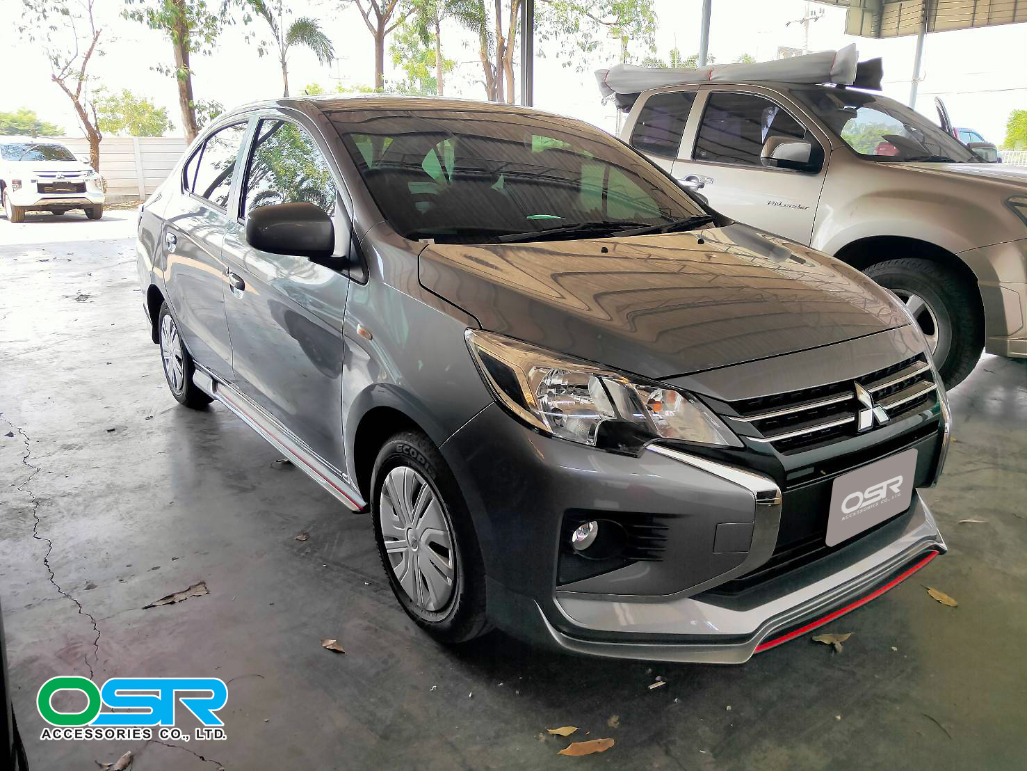 ชุดแต่งรถ สเกิร์ต-สปอยเลอร์ New Mitsubishi Attrage 2020 ทรง SR-Limited By OSR