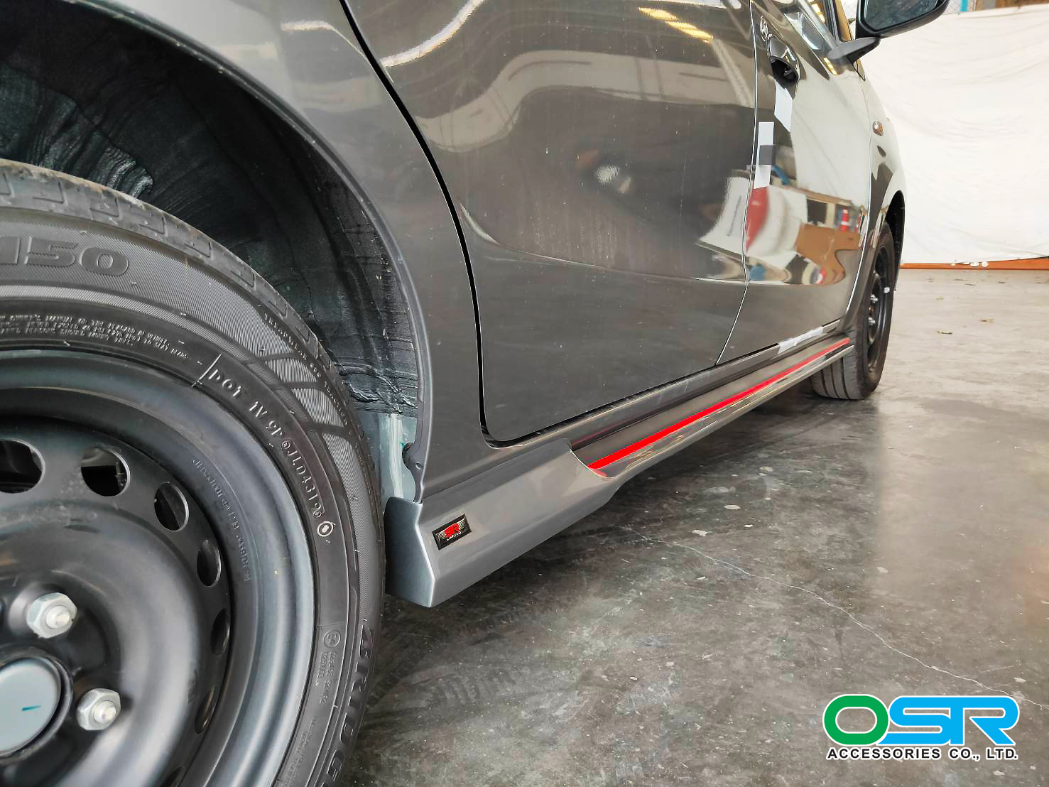 ชุดแต่งรถ สเกิร์ต-สปอยเลอร์ New Mitsubishi Attrage 2020 ทรง SR-Limited By OSR