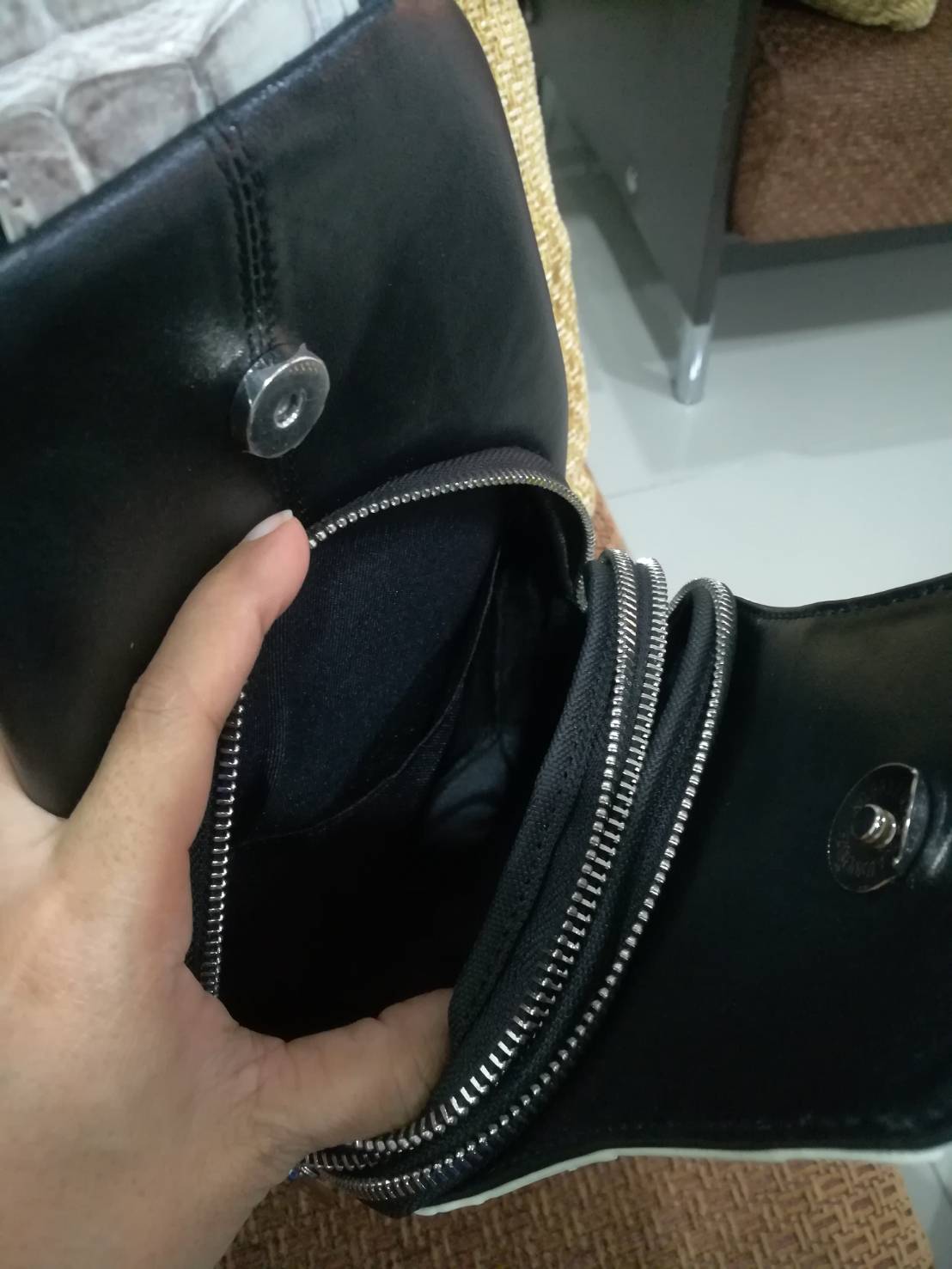 กระเป๋าหนังจระเข้แท้คาดไหล่, คาดหลัง, สะพายลำลอง