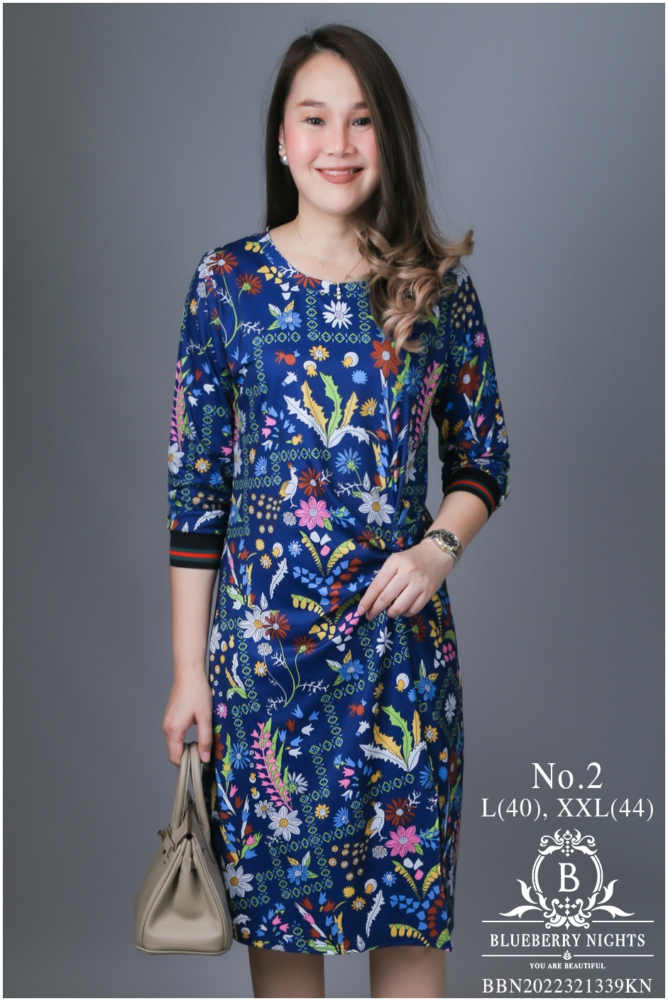 SaLe++14100 เดรสทีเชิ้ตผ้ายืดโพลีเอสเตอร์ผสมเนื้อนุ่มเกรดพรีเมี่ยม ตัดเย็บสวยเนี้ยบสไตล์แบรนด์เนมสุดหรู แพทเทิร์นเสื้อคอกลมแขนยาวปลายแขนยางยืด ช่วงเอวเย็บม้วนเกลียวช่วยอำพรางพุง #ซ่อนพุง ให้ดู #ผอมมีเอว ค่ะ พิมพ์ลายสีคมชัดสวยเป๊ะ ใส่สวยได้ทุกๆโอกาส หรูหรา