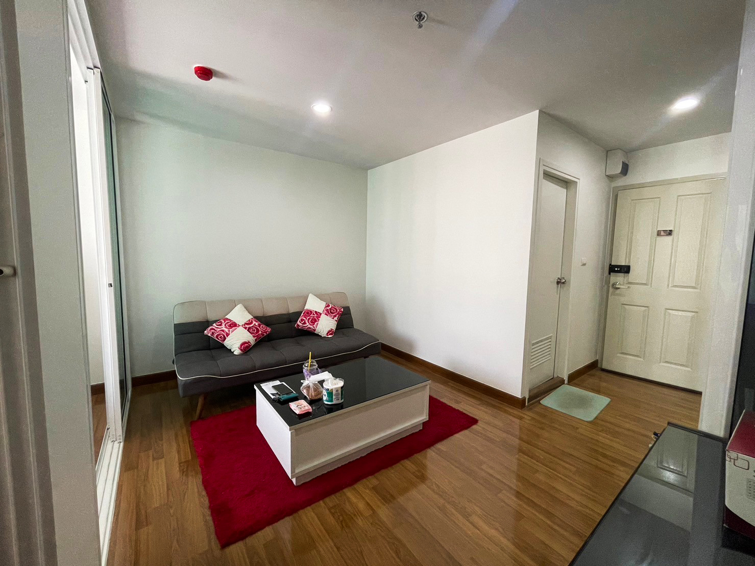 83449-ขาย คอนโด รีเจ้นท์ โฮม 27 บางซ่อน ใกล้รถไฟฟ้า กรุงเทพ