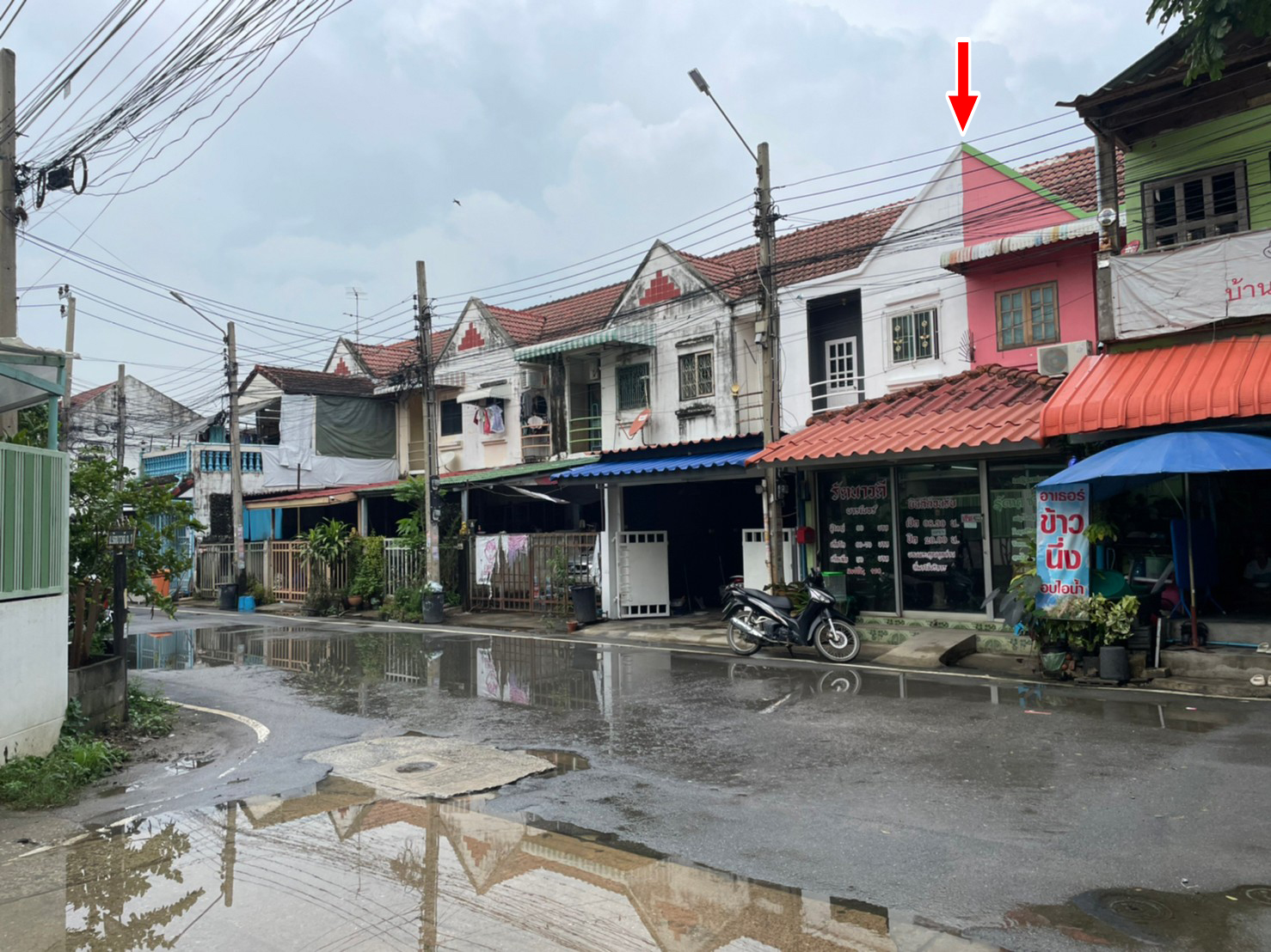 76983-ขายทาวน์เฮ้าส์ หมู่บ้านรัตนาวดี ใกล้รถไฟฟ้า เซ็นทรัลเวสต์เกท บางบัวทอง นนทบุรี