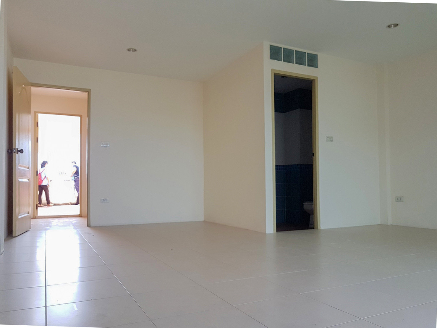 72161-ขายอาคารพาณิชย์ ถนนสุขุมวิท พัทยาใต้ บางละมุง ชลบุรี