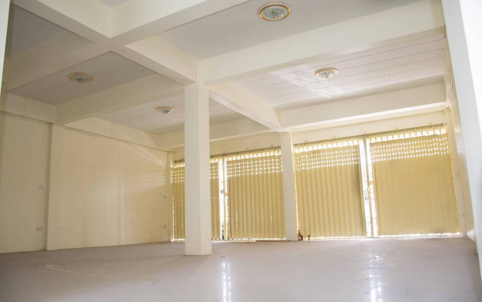 75010-ขายอาคารพาณิช์ หลังมุม สุรณรงค์ 10 ถนนสุขุมวิท บ้านสวน ชลบุรี