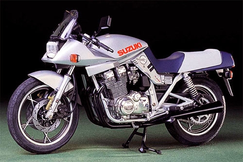 14010 1/12 Suzuki GSX1100S Katana