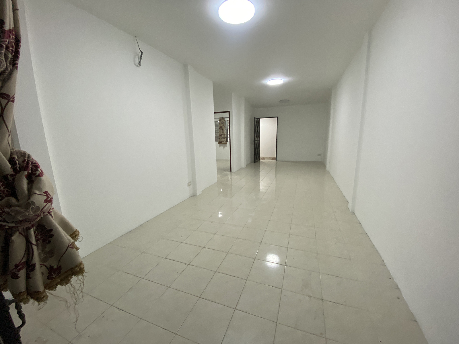 81588-ขายทาวน์เฮ้าส์ หมู่บ้านศิลาทอง เสม็ด ชลบุรี