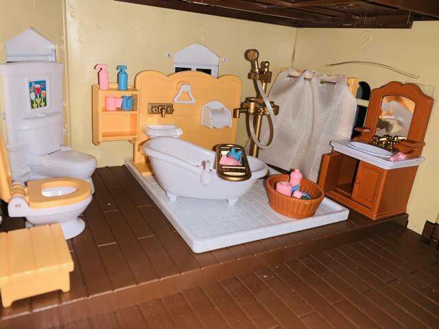 ห้องน้ำตุ๊กตาซิลวาเนี่ยน