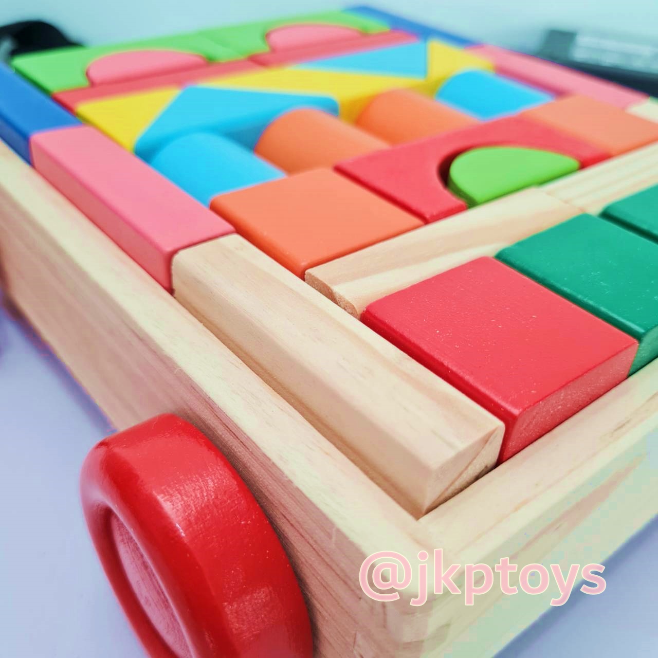 ของเล่นไม้เสริมพัฒนาการ รถลาก บล็อคไม้ 32 ชิ้น