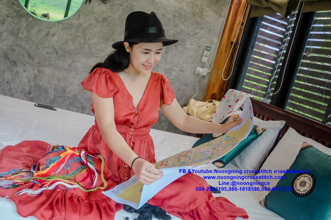 แม่สอนลูกทำบายศรี ชุดปักครอสติส พิมพ์ลาย ครอสติสจีน งานฝีมือทำที่บ้าน DIY