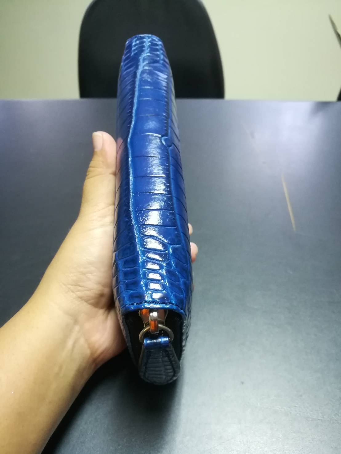 กระเป๋าหนังจระเข้แท้แบบซิปเดี่ยว(หนังท้อง)