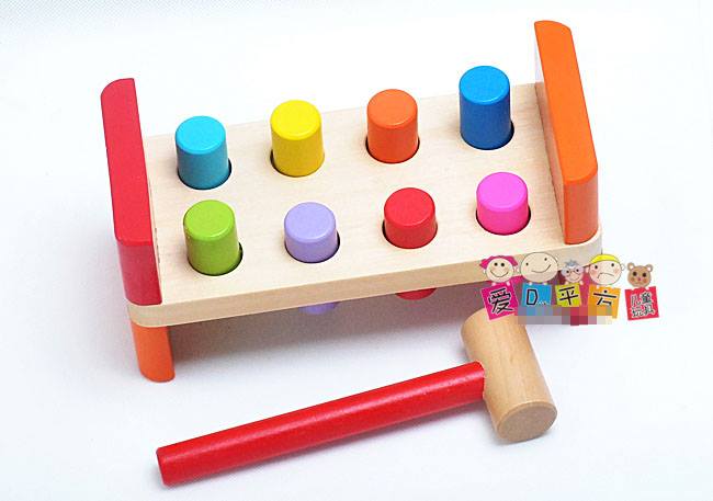 ของเล่นเสริมพัฒนาการ ตอกทุบ 8 ชิ้น