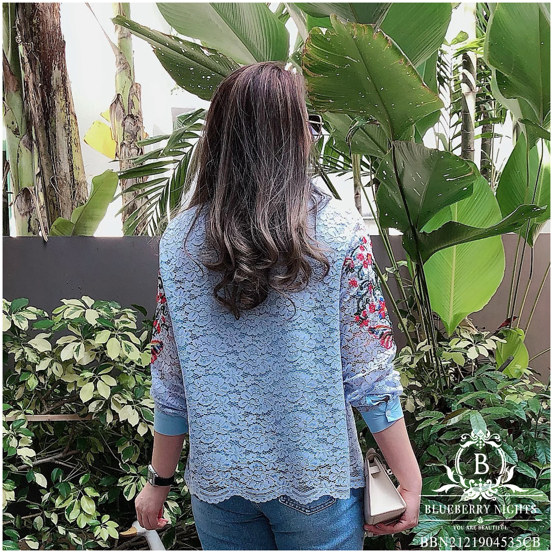 Sale++#Blueberry Nights B3641 เสื้อเชิ้ตลูกไม้อิตาลีปักลายดอกไม้ ผ้าลูกไม้อิตาลีเกรดพรีเมี่ยมเนื้อนุ่มเบาใส่สบายมากค่ะ แพทเทิร์นเสื้อเชิ้ตกระดุมหน้ายาวตลอด ดีเทลด้านหน้าปักดิ้นลายดอกไม้สวยหรูค่ะ มีซับในทั้งตัว ♡เหมาะสำหรับสาวๆรอบอก(36-44)♡ ร