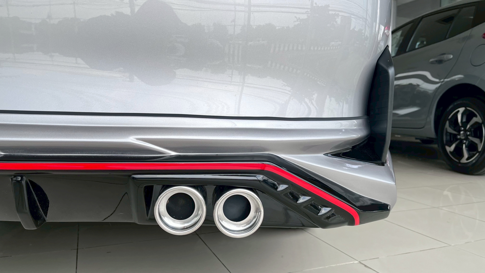 ชุดแต่งรถ-สเกิร์ต-สปอยเลอร์ Toyota New Yaris Ativ 2022 2023 2024