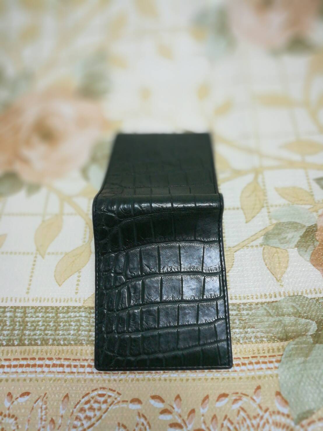 กระเป๋าหนังจระเข้แท้(หนังท้อง) สีเขียวเข้ม