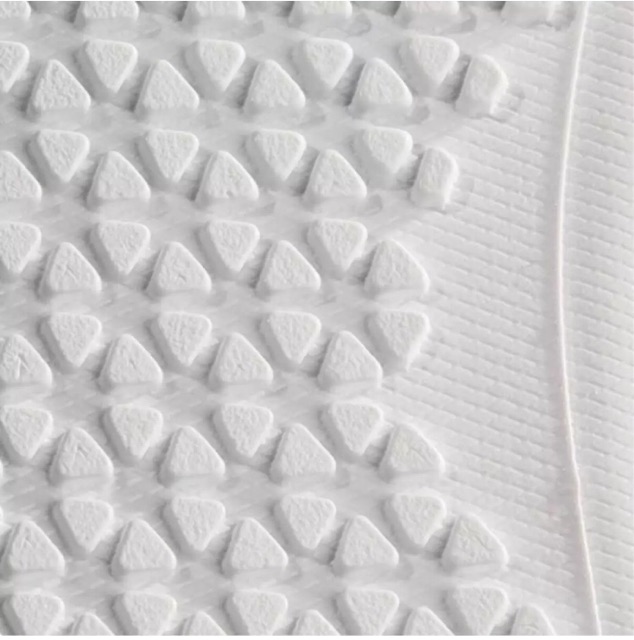 กำลังฮิต❗️ รองเท้ำ ดำน้ำ เดินหาด แบรนด์กีฬายอดฮิตในฝรั่งเศส แท้ 💯%