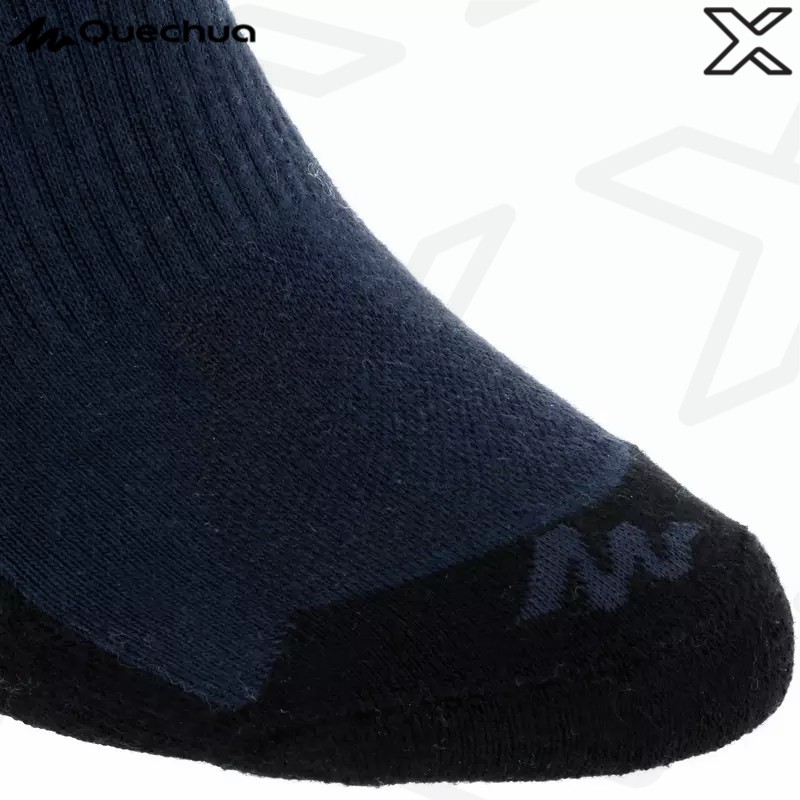 QUECHUA ถุงเท้ายาวปานกลางสำหรับใส่เดินในเส้นทางธรรมชาติรุ่น NH100 แพ็ค 2 คู่ (สีกรมท่า)