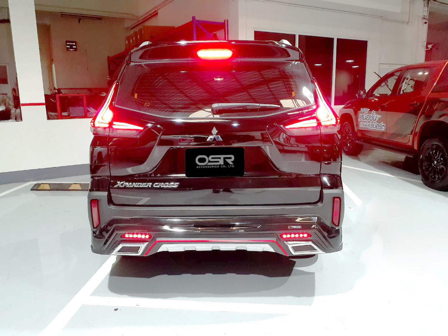 ชุดแต่งรถ Mitsubishi Xpander Cross ทรง X-Treme