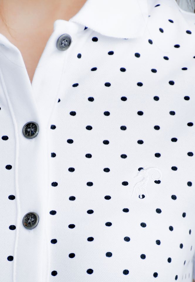 SaLe A02870187 (Whenever) ชุดเดรสสั้นพิมพ์ลายจาก Aries50 ผลิตจากผ้า Cotton ผสม Polyester เนื้อผ้าอย่างดีนุ่มมือ ปกคอเนื้อนุ่มไม่แข็งไม่ม้วน พิมพ์ลายจุด ทรงสวยใส่ได้ทุกโอกาส - คอปกติดกระดุม 4 เม็ด - แขนสั้น - ทรงใส่สบาย - ไม่มีซับใน - ใส่แบบสวม รอบอก x รอบ