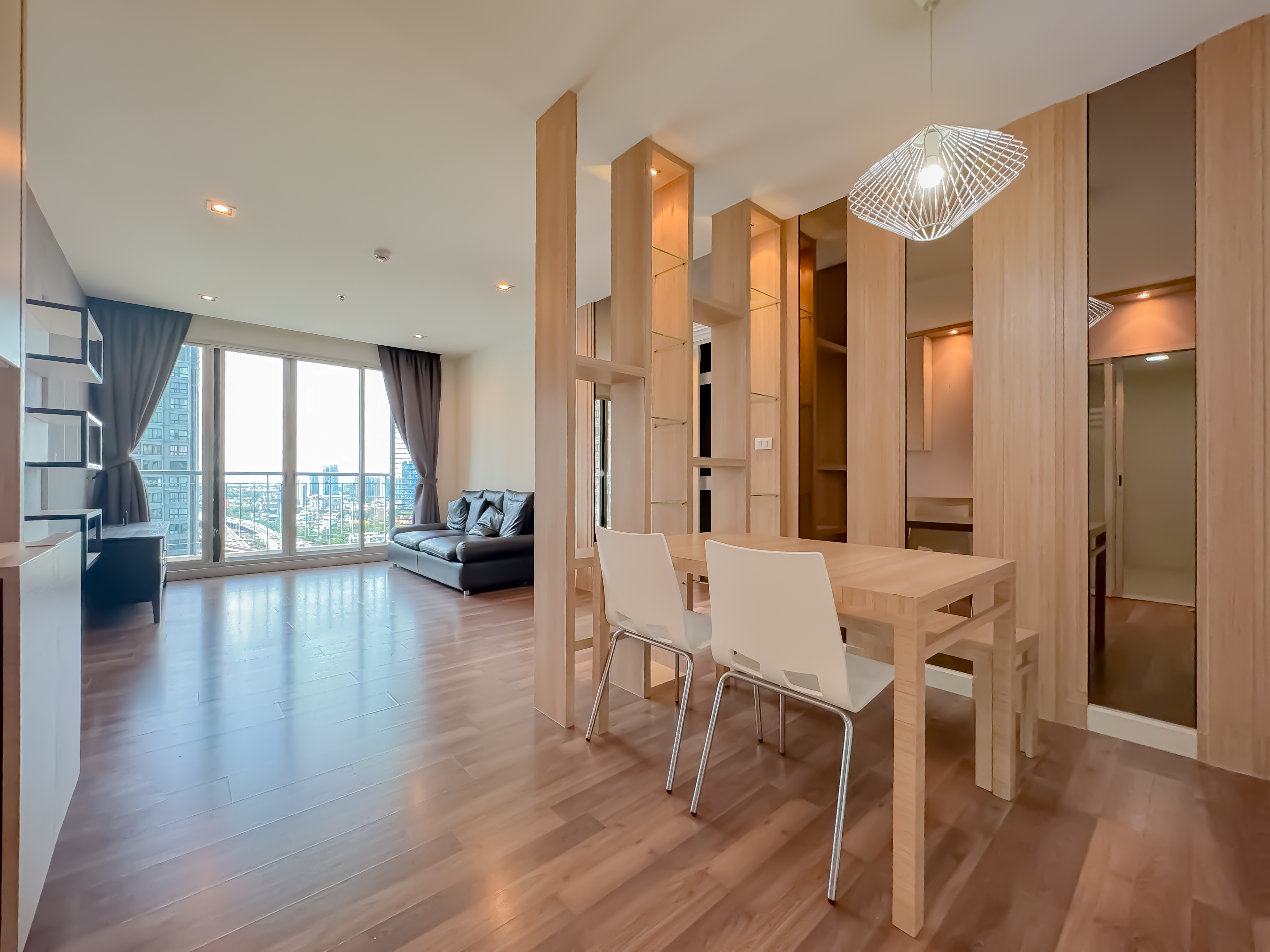 72249-ขายคอนโด The Room สาทร-ตากสิน ใกล้ BTS ตากสิน ธนบุรี กรุงเทพ