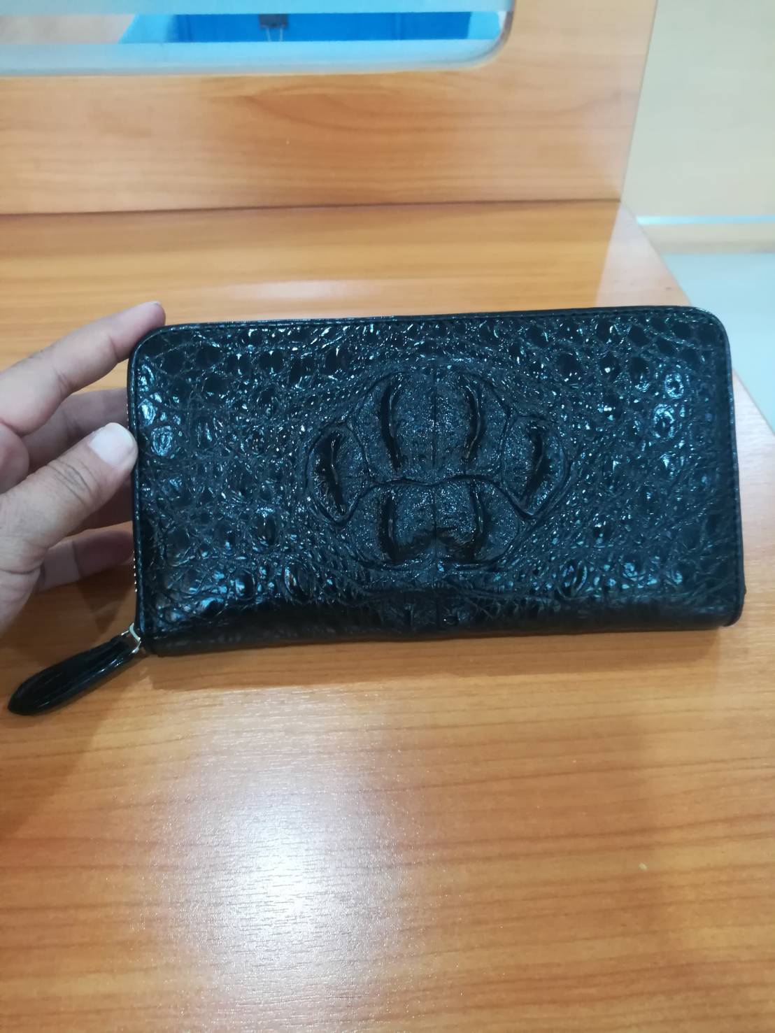 กระเป๋าหนังจระเข้แท้แบบซิปเดี่ยว(หนังกระดูกหัว)