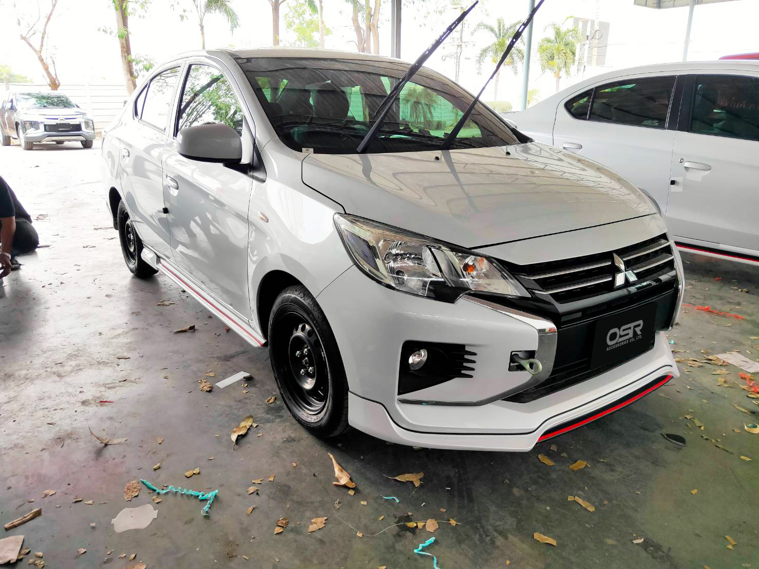 ชุดแต่งรถ สเกิร์ต-สปอยเลอร์ New Mitsubishi Attrage 2020 ทรง SR-Limited By OSR