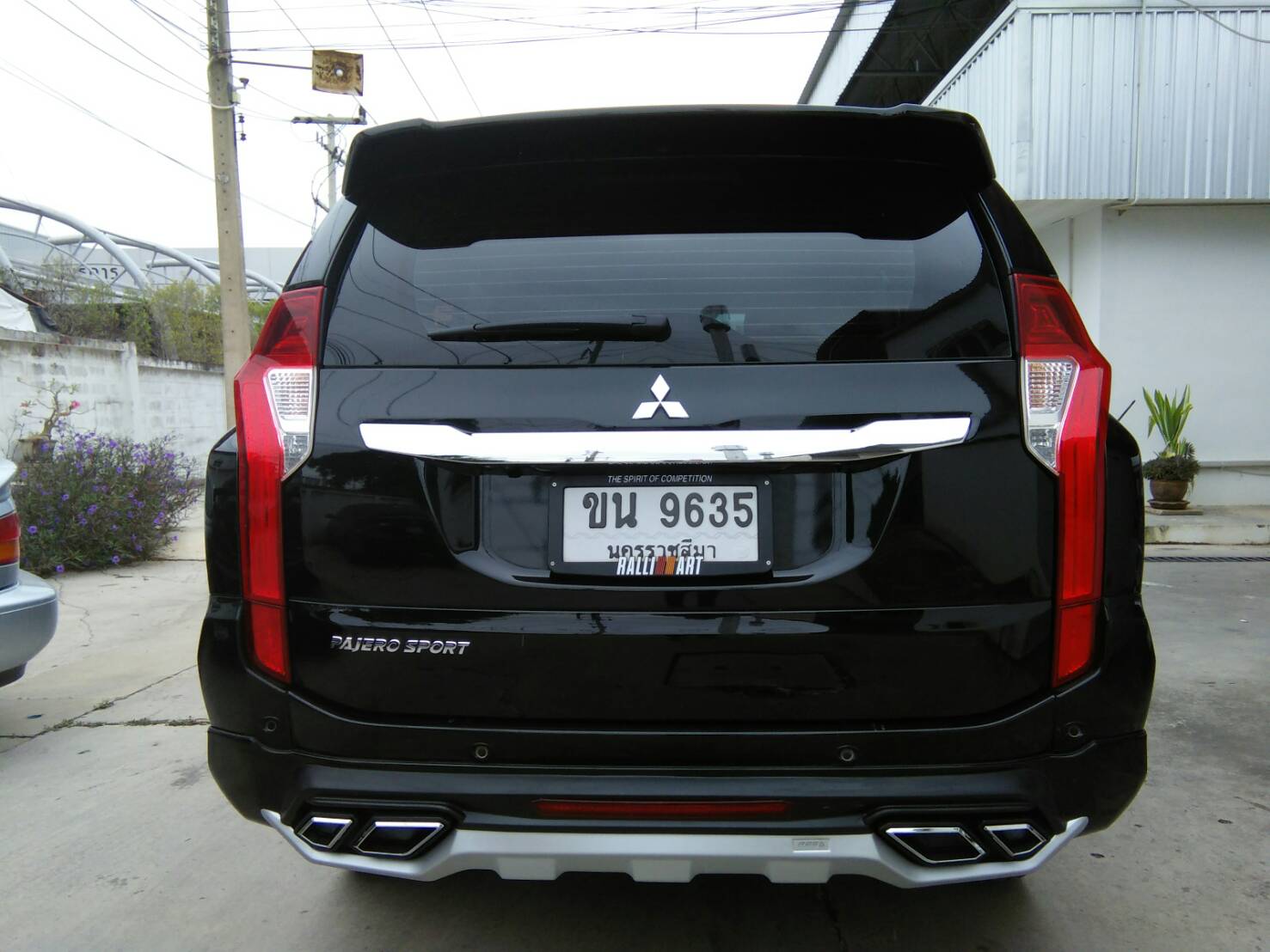 ชุดแต่งรถ สเกิร์ต-สปอยเลอร์ Pajero Sport 2016 ทรง RBS by OSR