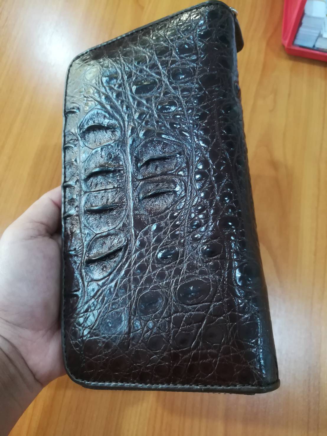 กระเป๋าหนังจระเข้แท้แบบซิปเดี่ยว(หนังกระดูกหัว)