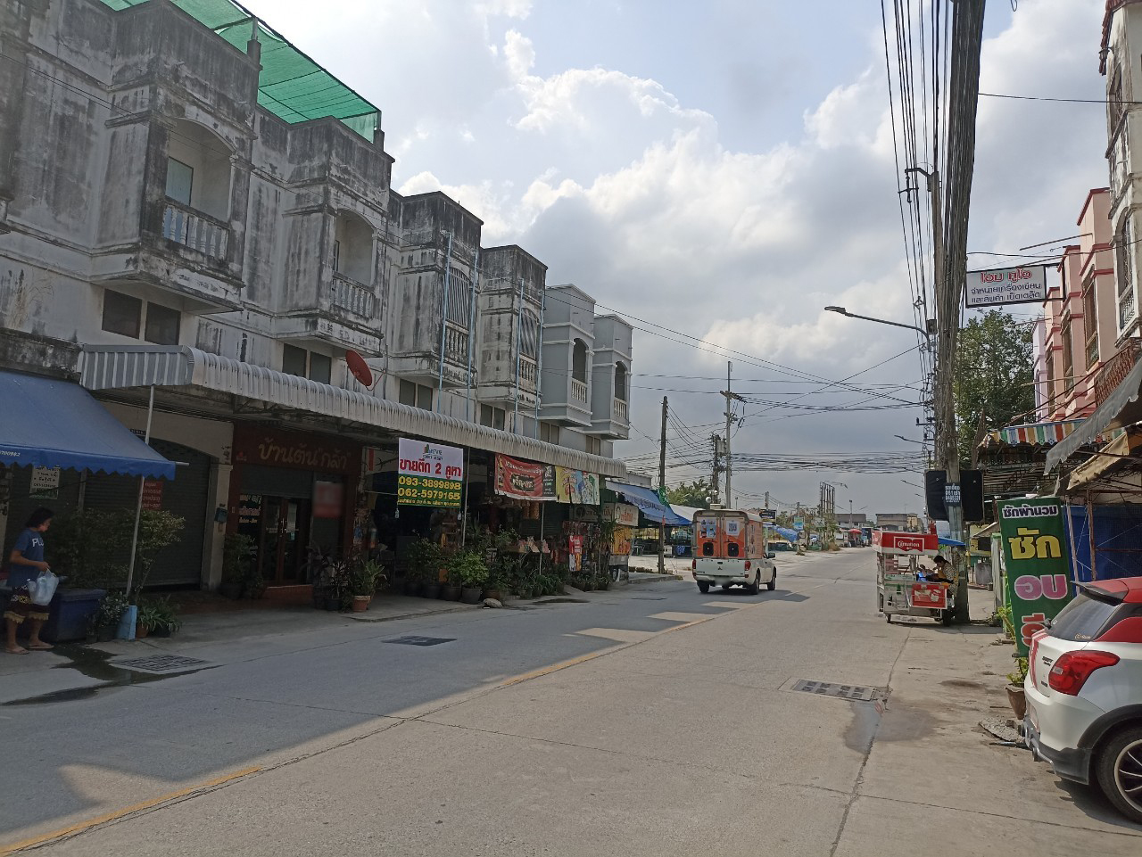 76914-ขายอาคารพาณิชย์ 2 คูหา ถนนเลี่ยงเมืองชลบุรี หนองรี ชลบุรี