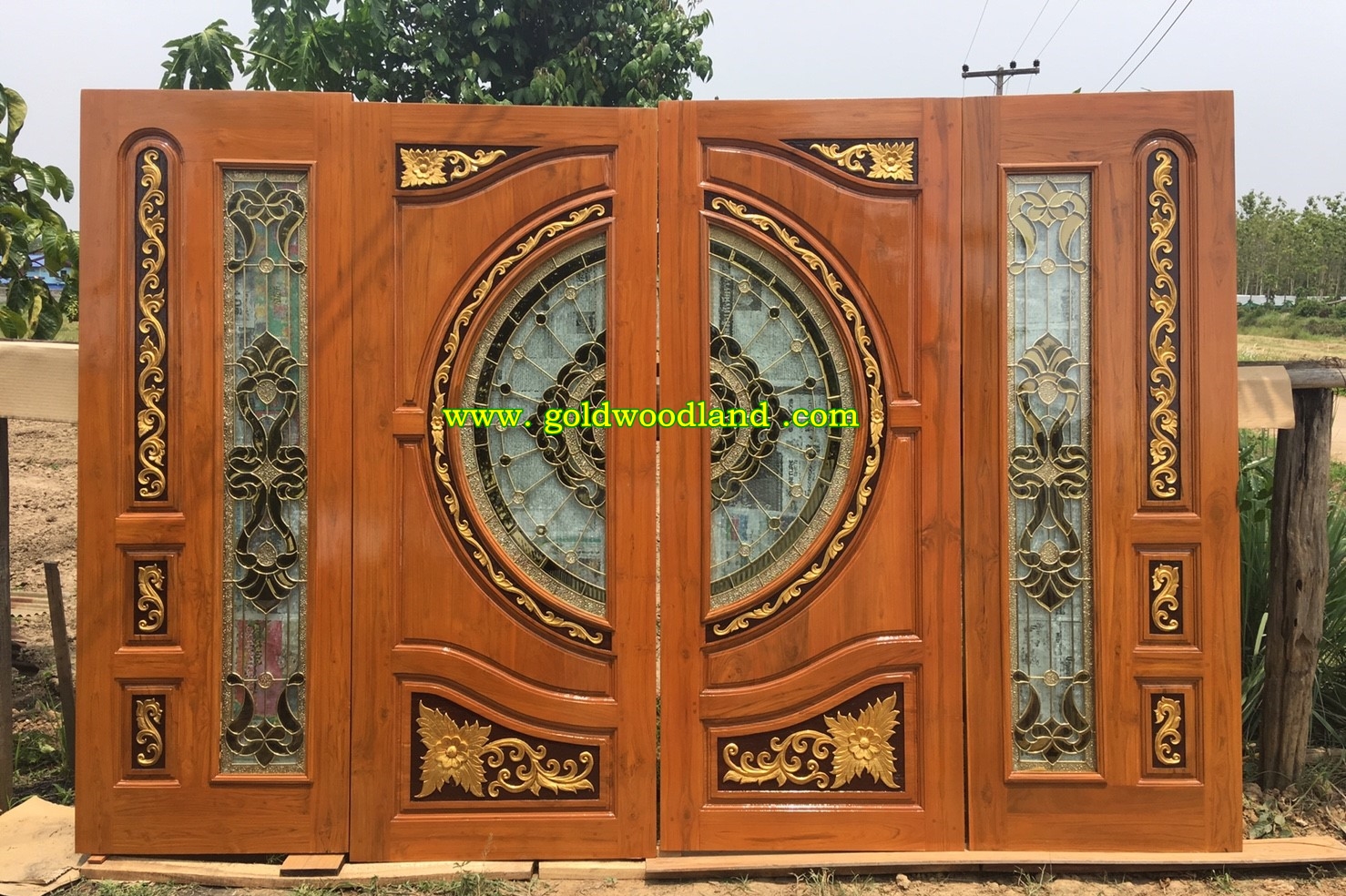 ประตูไม้สักกระจกนิรภัยบานเลื่อน GBBB - 14 (คลิกรายละเอียดที่รูป)