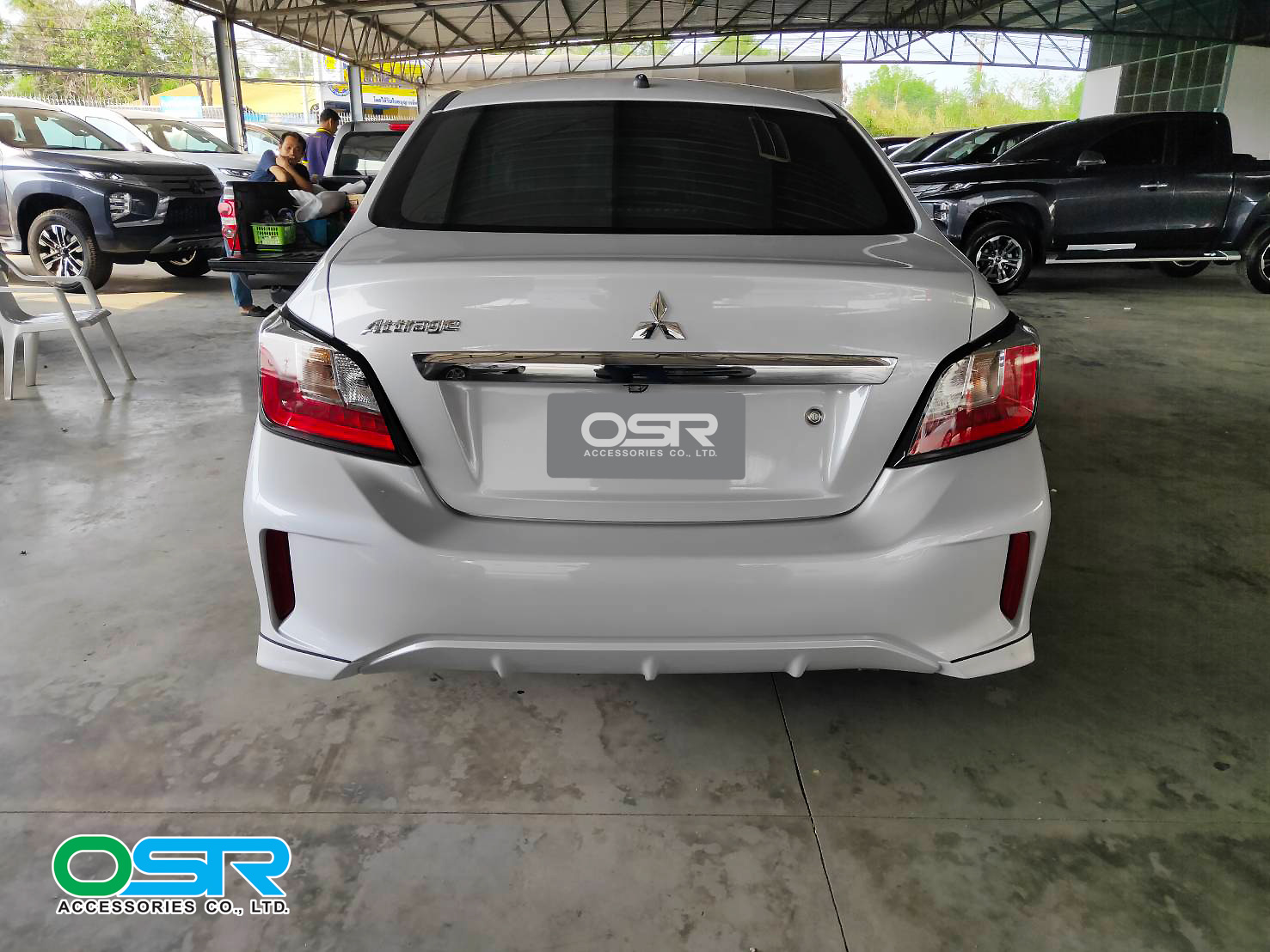 ชุดแต่งรถ สเกิร์ต-สปอยเลอร์ New Mitsubishi Attrage ทรง OEM By OSR