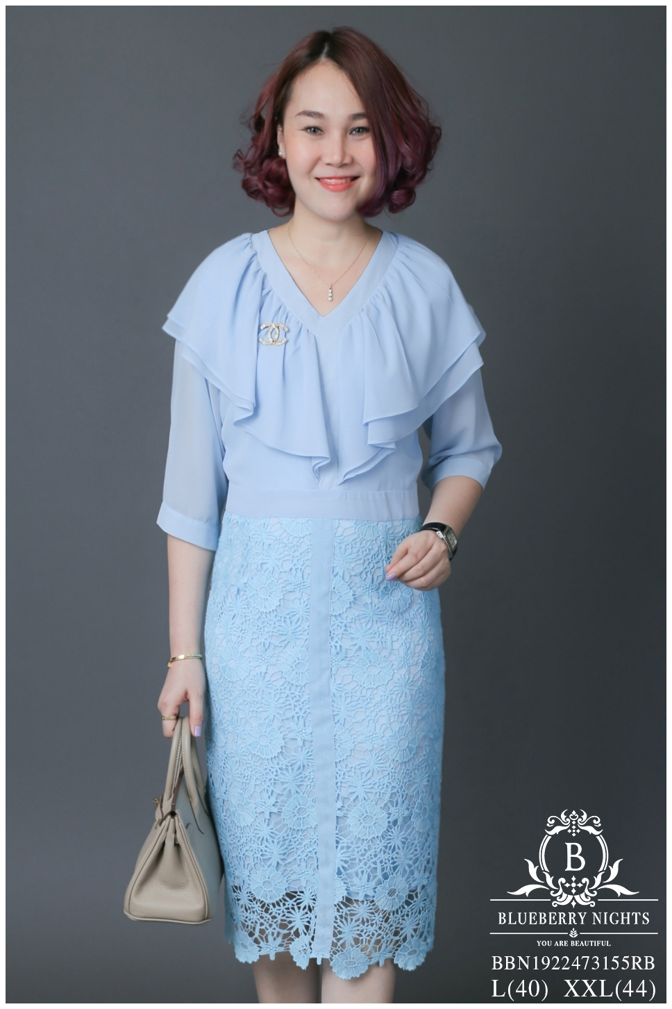 SaLe++13393**เดรสผ้าลูกไม้อิตาลีมิกซ์ผ้าชีฟองเกรดพรีเมี่ยมนำเข้าอย่างดี ดีเทลช่วงบนผ้าชีฟองสีพื้นคอระบายสวยเก๋ ช่วงล่างผ้าลูกไม้เนื้อผ้าใส่สบายไม่ระคายเคืองผิว มีซับในทั้งตัว มีซิปหลังยาว สำเนา