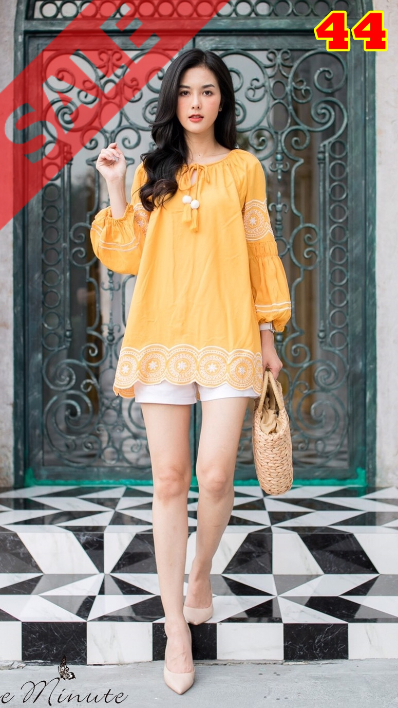 Sale++B3072**อก44**เสื้อผ้าสปันญี่ปุ่นเกรดพรีเมี่ยม เนื้อผ้านิ่มใส่สบาย ดีเทลงานปักละเอียดมาก ชายเสื้อตัดขอบโค้ง งานสวยเก๋ด้วยเชือกสีเดียวกับชุดค่ะ