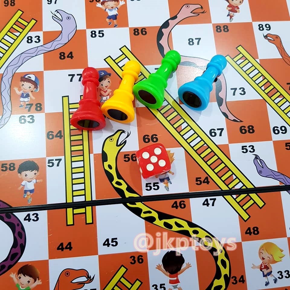 เกมบันไดงู (แม่เหล็ก) (Snake Ladders) เป็นเเม่เหล็ก กระดานพับเก็บ พกพาได้ ขนาด 30x30 ซม