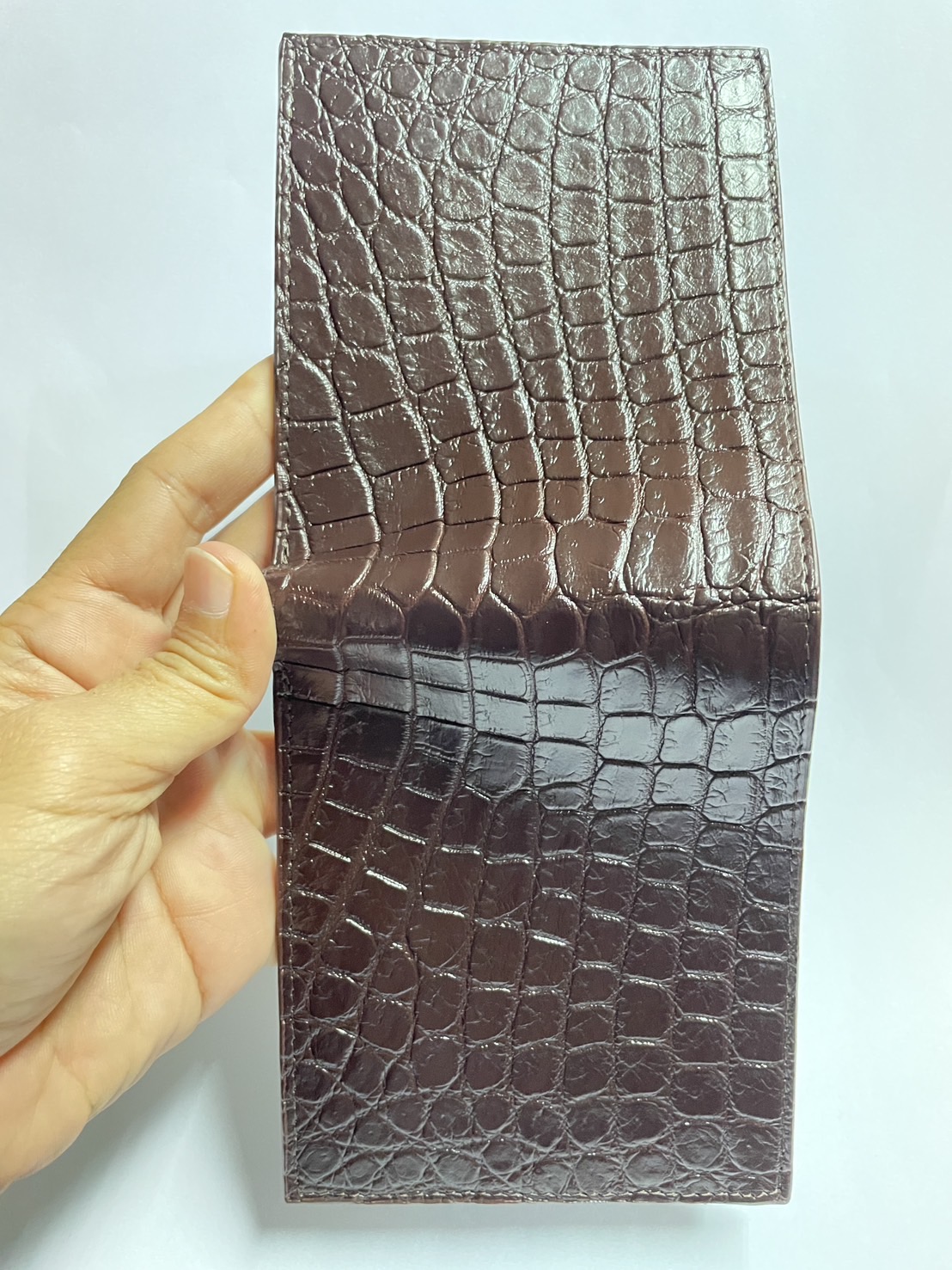 กระเป๋าหนังจระเข้แท้ หนังท้อง