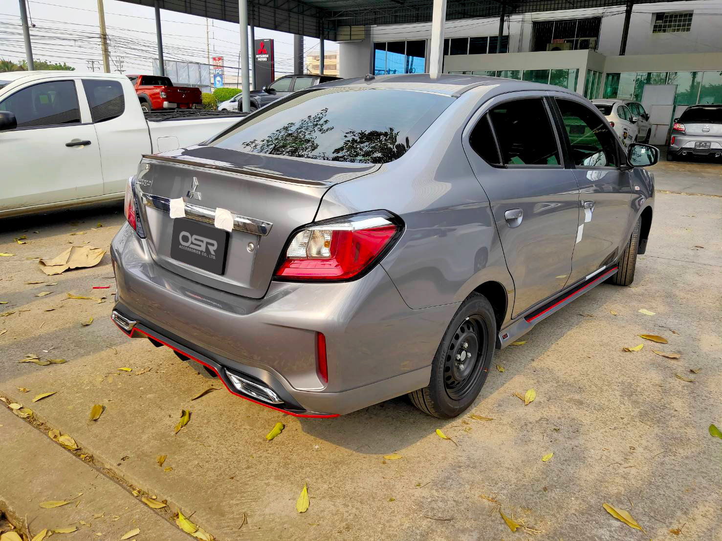 ชุดแต่งรถ สเกิร์ต-สปอยเลอร์ New Mitsubishi Attrage 2020 ทรง SR-Limited By OSR