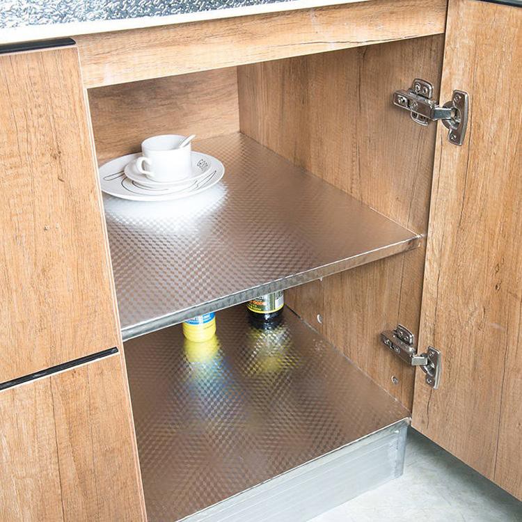 🔥ถูกที่สุด🔥สติกเกอร์ฟอยล์อลูมิเนียม กันน้ำมันกระเด็น ใช้สำหรับติดผนังห้องครัว มี 2 ขนาด