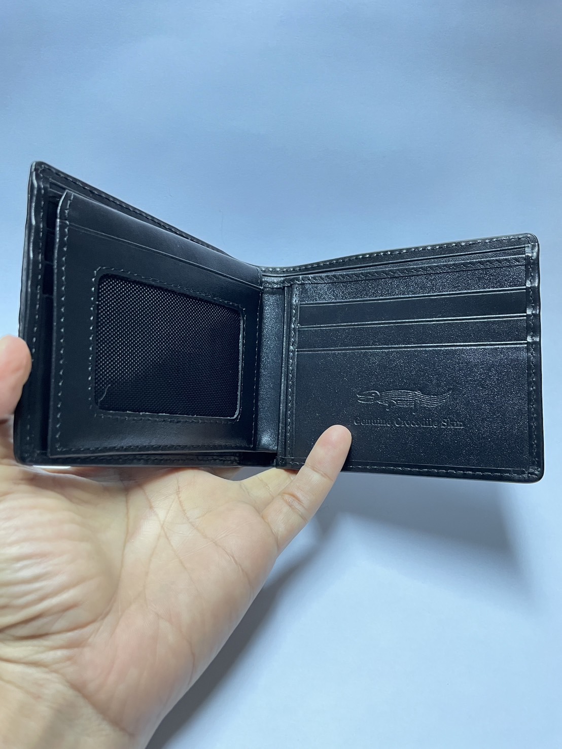 กระเป๋าหนังจระเข้แท้ (กระดูกหาง)