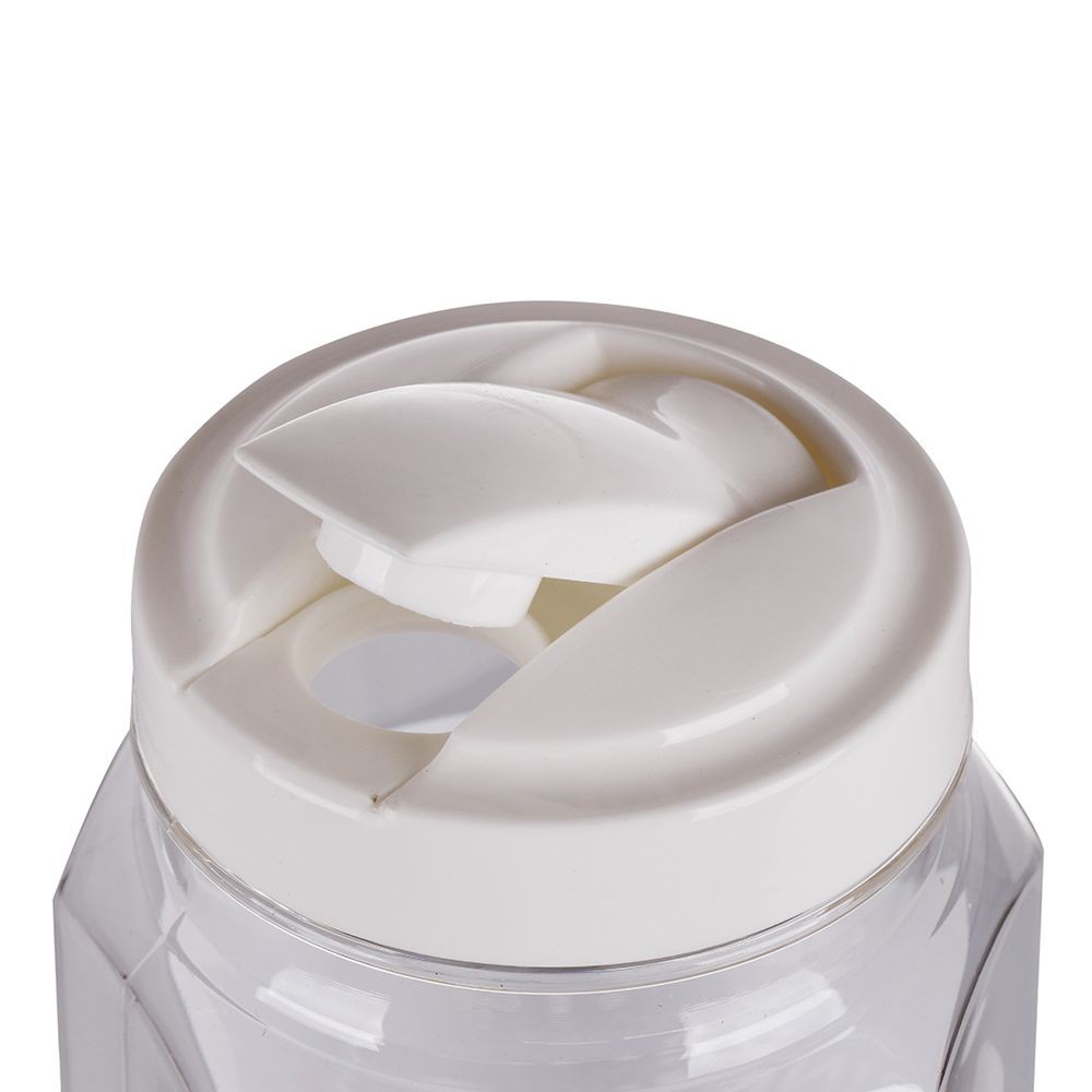 ขวดน้ำทรงแปดเหลี่ยมฝากดPET PIONEER 1.37 ลิตร สีขาว WATER BOTTLE OCTAGON SHAPE PET PIONEER 1.37L WHITE