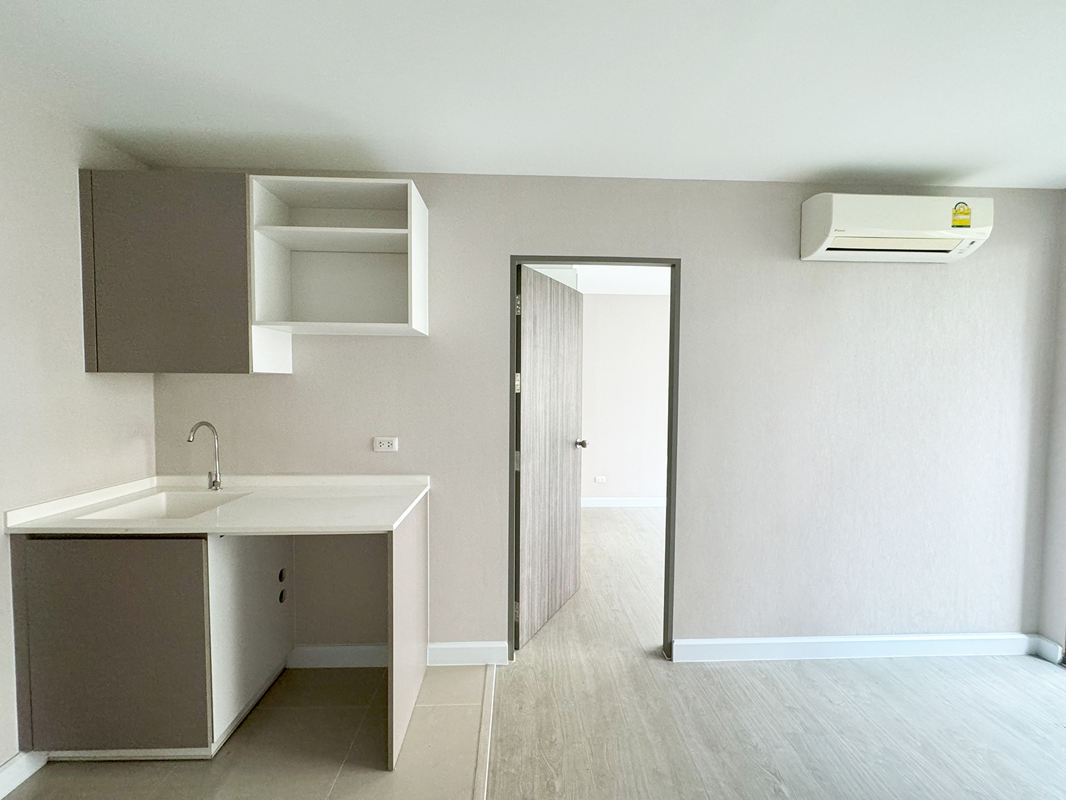 72252-ขายคอนโด Metro Luxe Ratchada ห้องใหม่ วิวสวย พร้อมอยู่ กรุงเทพ