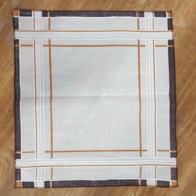 ผ้าเช็ดหน้าลาย ผ้าเช็ดหน้าผู้ชาย ผ้าเช็ดหน้าลายสก๊อต ขนาด 14"×14" ผ้าเช็ดหน้า