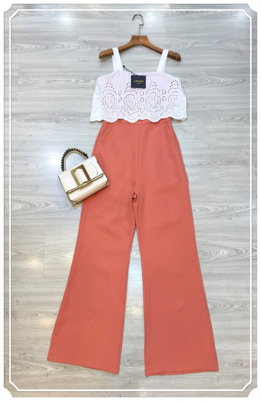 JS00106 จั๊มสูทขายาว จั๊มสูทสายเดี่ยว จั๊มสูทลูกไม้ จั๊มสูทออกงาน จั๊มสูทเกาหลี จั๊มสูทแขนกุด จั๊มสูทแฟชั่น จั๊มสูท (ชมพูอมส้ม)