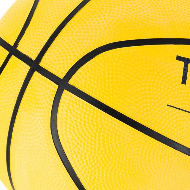 ลูกบาสเก็ตบอล TARMAK ของแท้ คุณภาพดีแบรนด์ยุโรป ราคาประหยัด (พร้อมสูบลม)