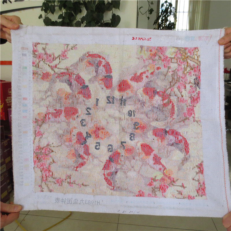 ปลาคราฟ มงคล ครอสติสปักสำเร็จ55x49cm ไม่รวมกรอบ งานฝีมือ DIY