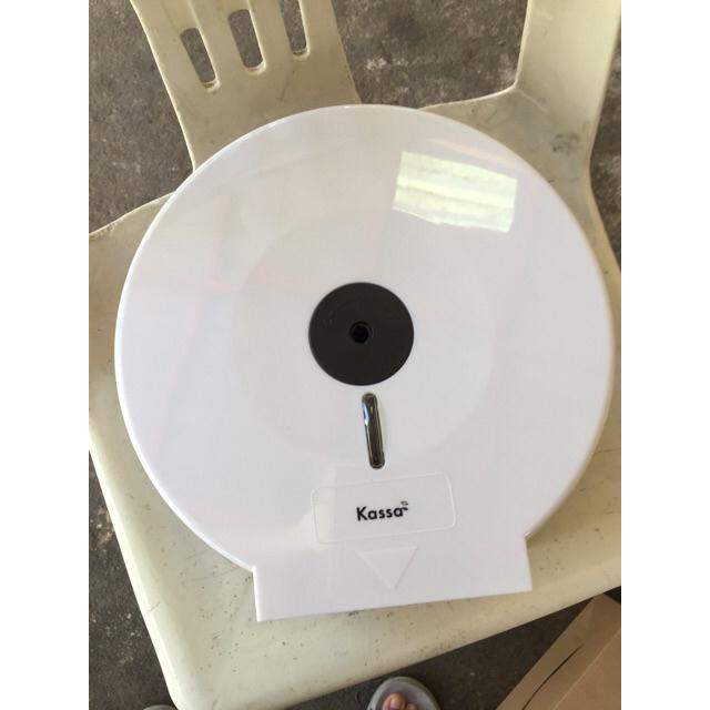 กล่องทิชชูม้วนใหญ่ KASSA รุ่น KS-628 สีขา ผลิตจากวัสดุที่มีคุณภาพ คงทนแข็งแรง ช่วยให้ห้องน้ำดูมีระเบียบแ