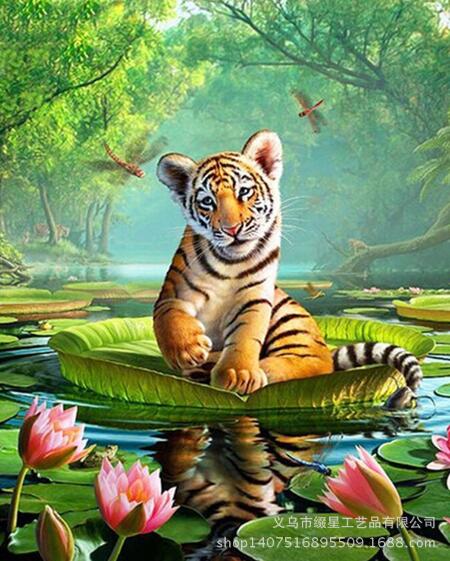 ลูกเสือบนใบบัว ครอสติสคริสตัล Diamond painting โมเสก ภาพติดเพชร งานฝีมือทำที่บ้าน DIY